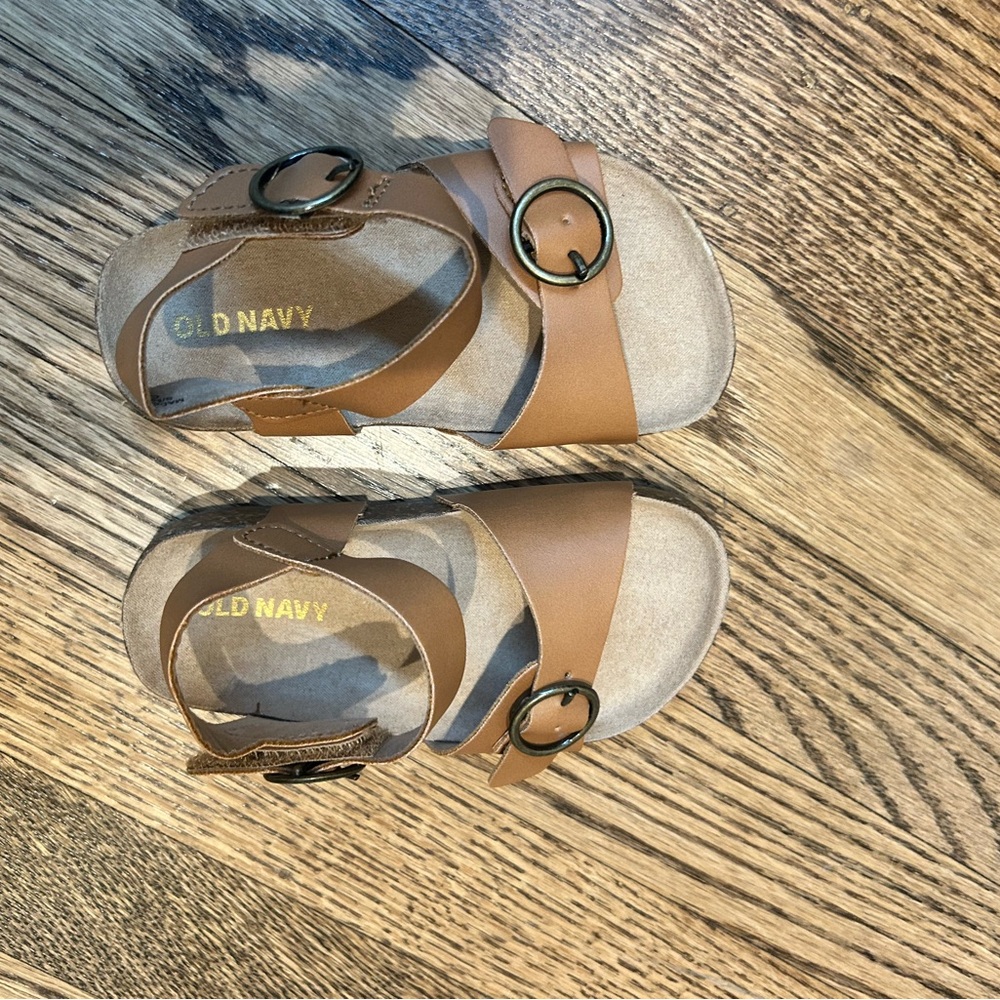 Old Navy Kids Brown Sandals with Buckles
